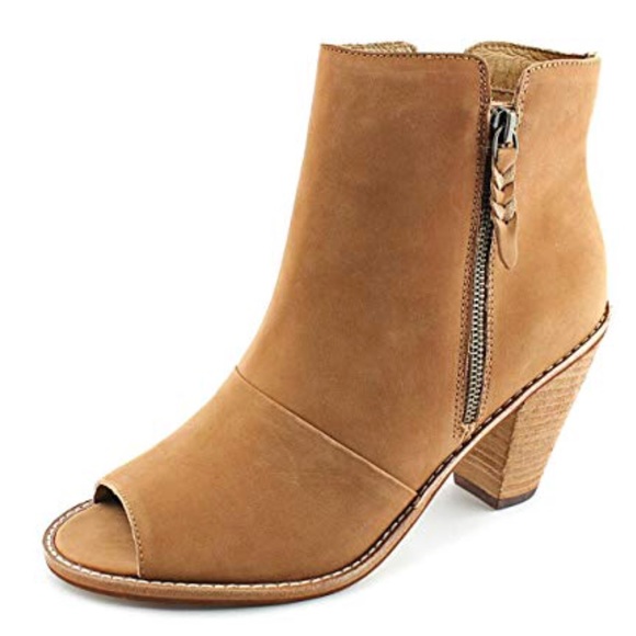 Corso Como Shoes - Corso Como NWOT Brown Suede & Leather Booties